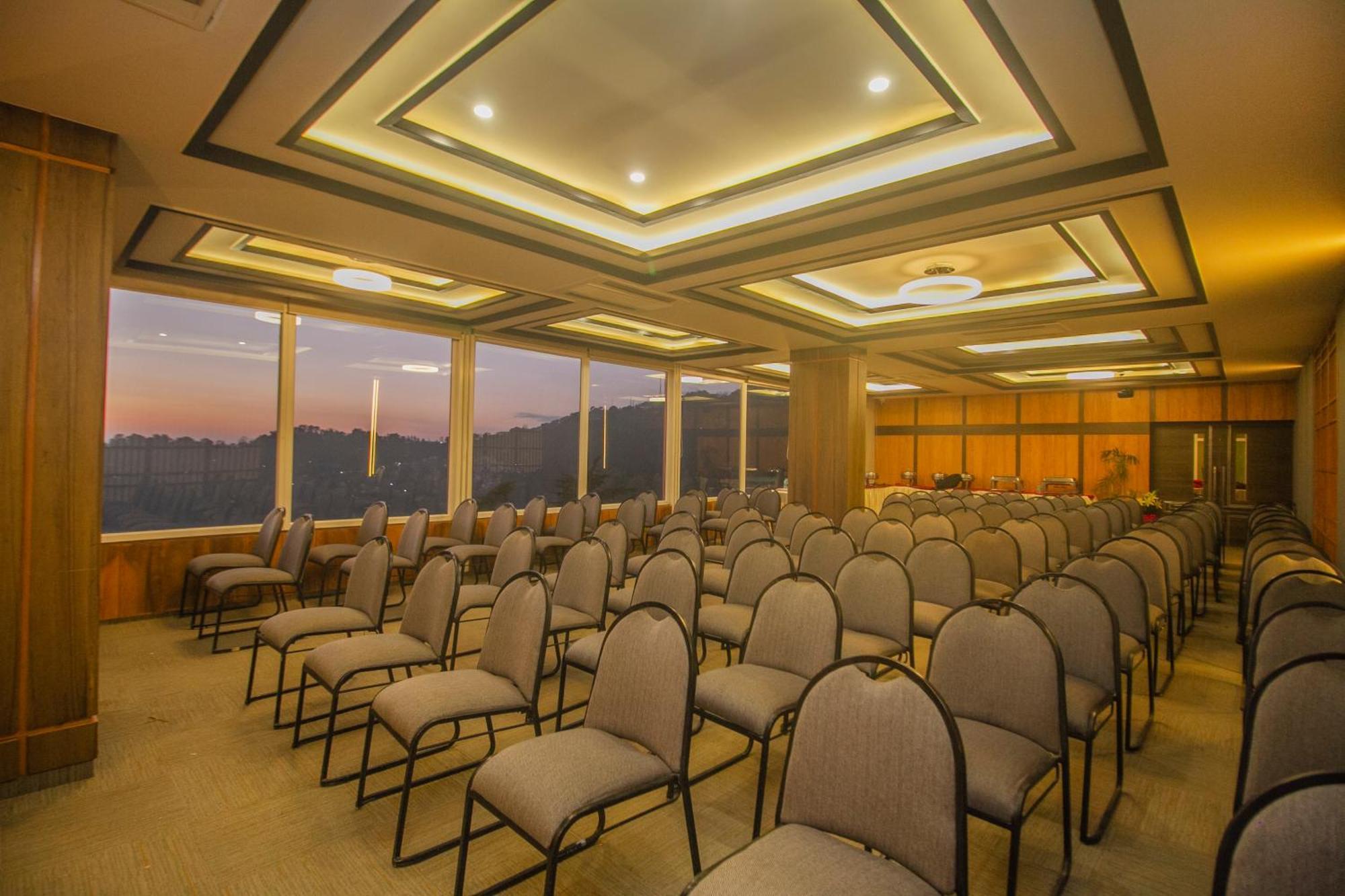 Amritara Surya, Mcleodganj, Dharamshala Hotel Eksteriør billede