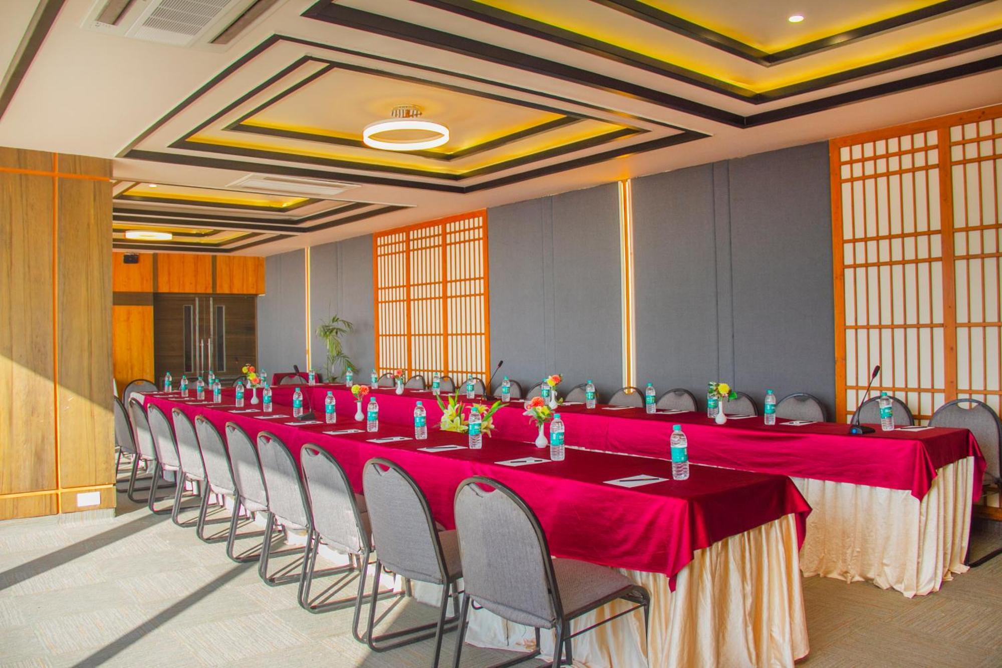 Amritara Surya, Mcleodganj, Dharamshala Hotel Eksteriør billede