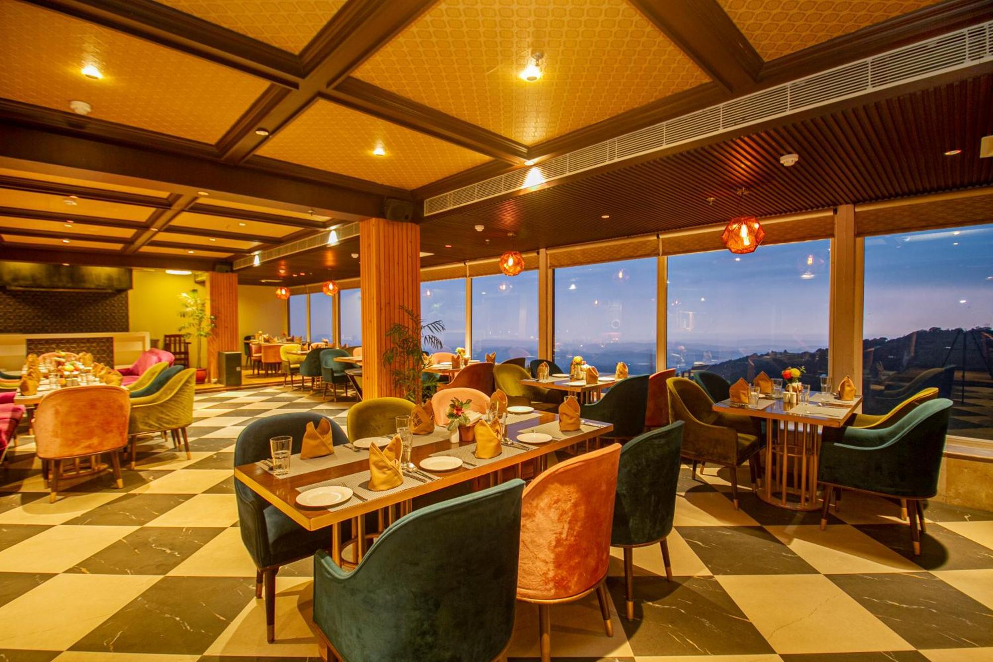 Amritara Surya, Mcleodganj, Dharamshala Hotel Eksteriør billede