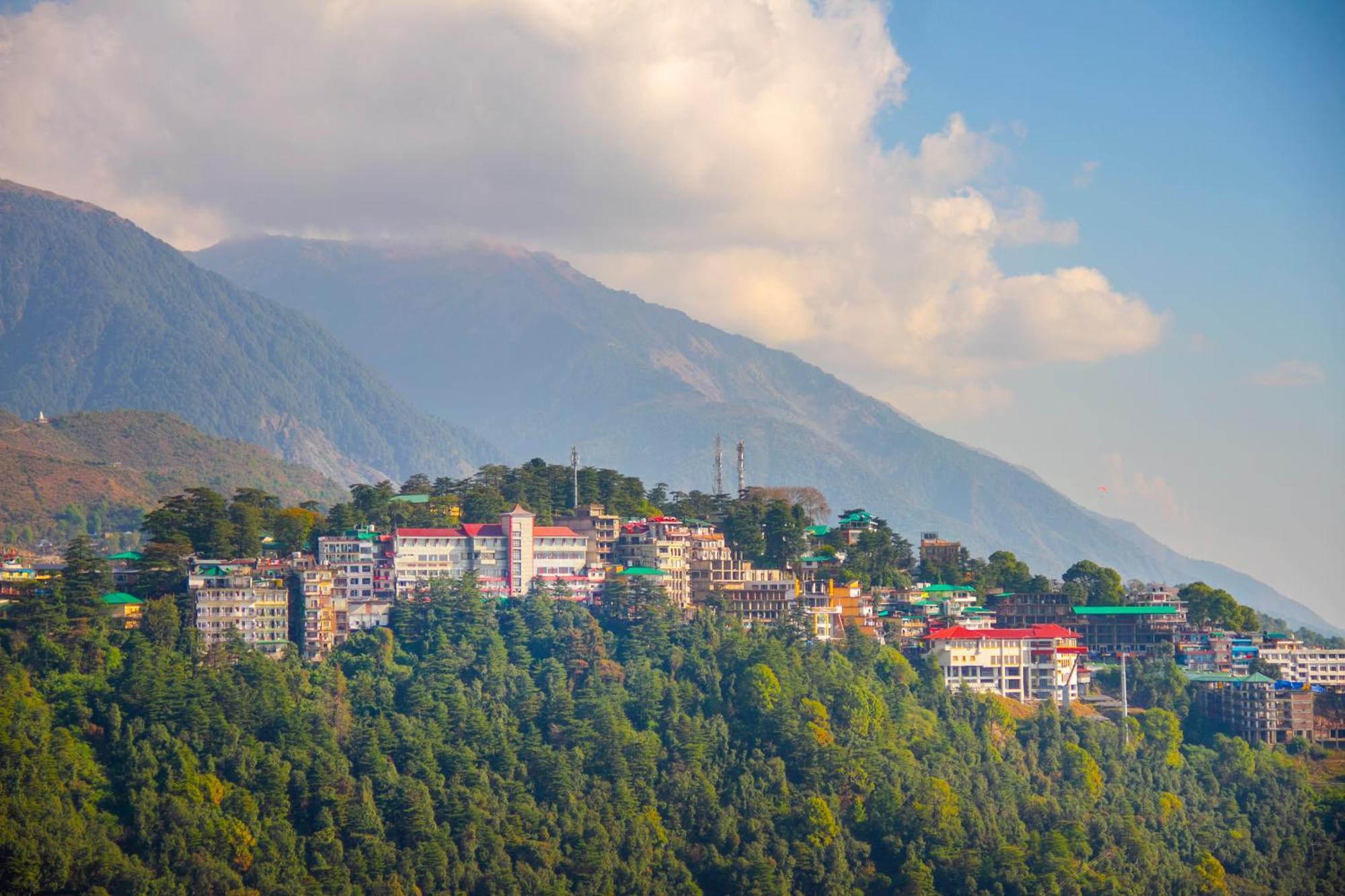 Amritara Surya, Mcleodganj, Dharamshala Hotel Eksteriør billede